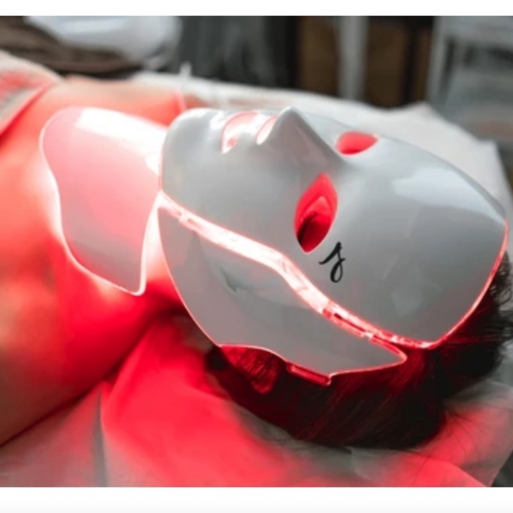 Luminescence Professional LED Light Therapy Mask 